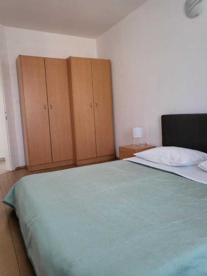 Apartments Matej & Irena Đảo Đảo Cres Ngoại thất bức ảnh